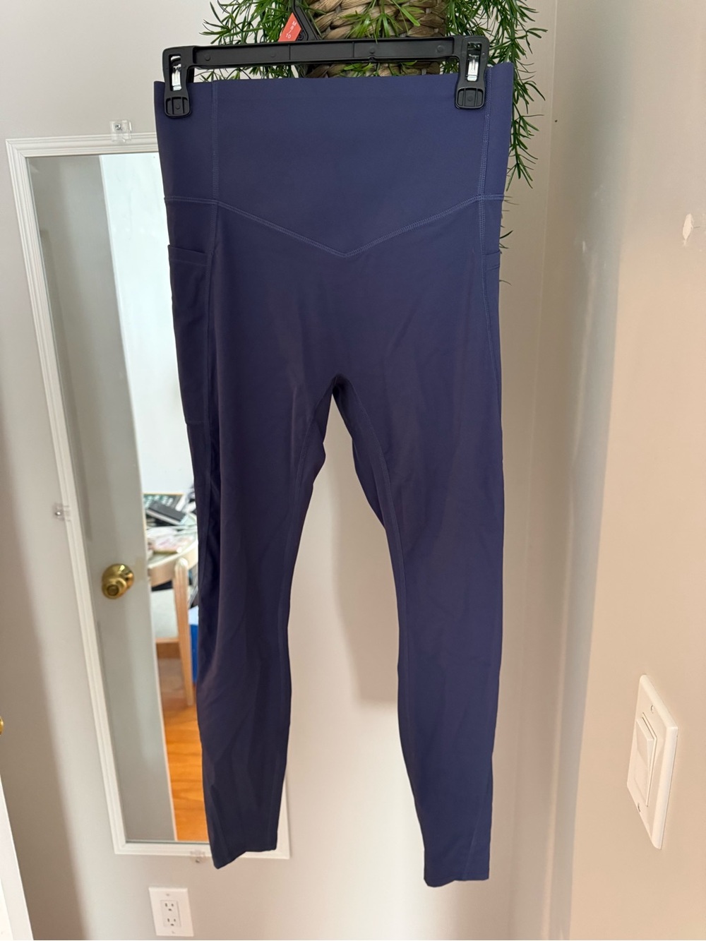 HALARA Navy High-Rise Performance Leggings